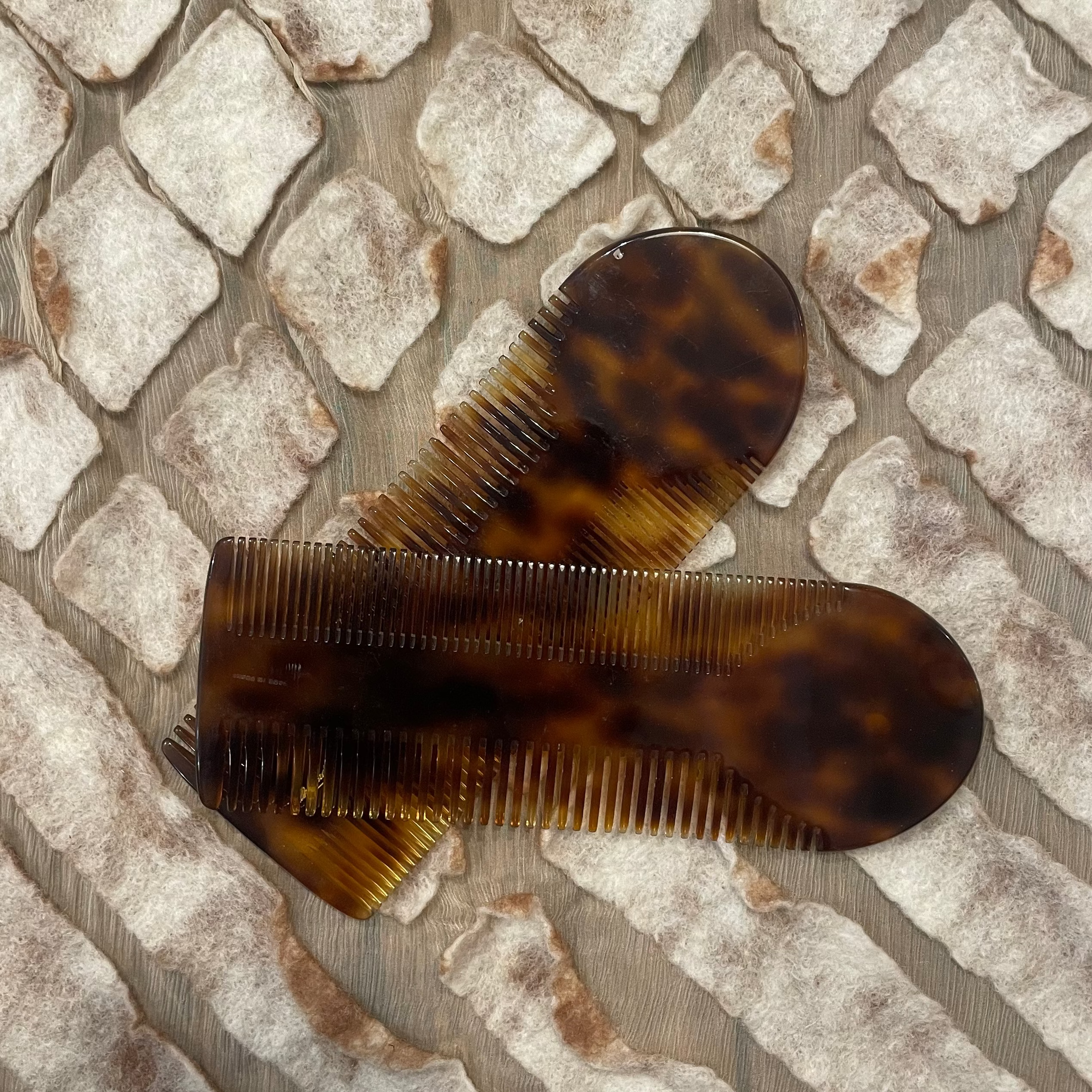 Rounded Dual Side Plastic Comb | Antique Hair Accessory