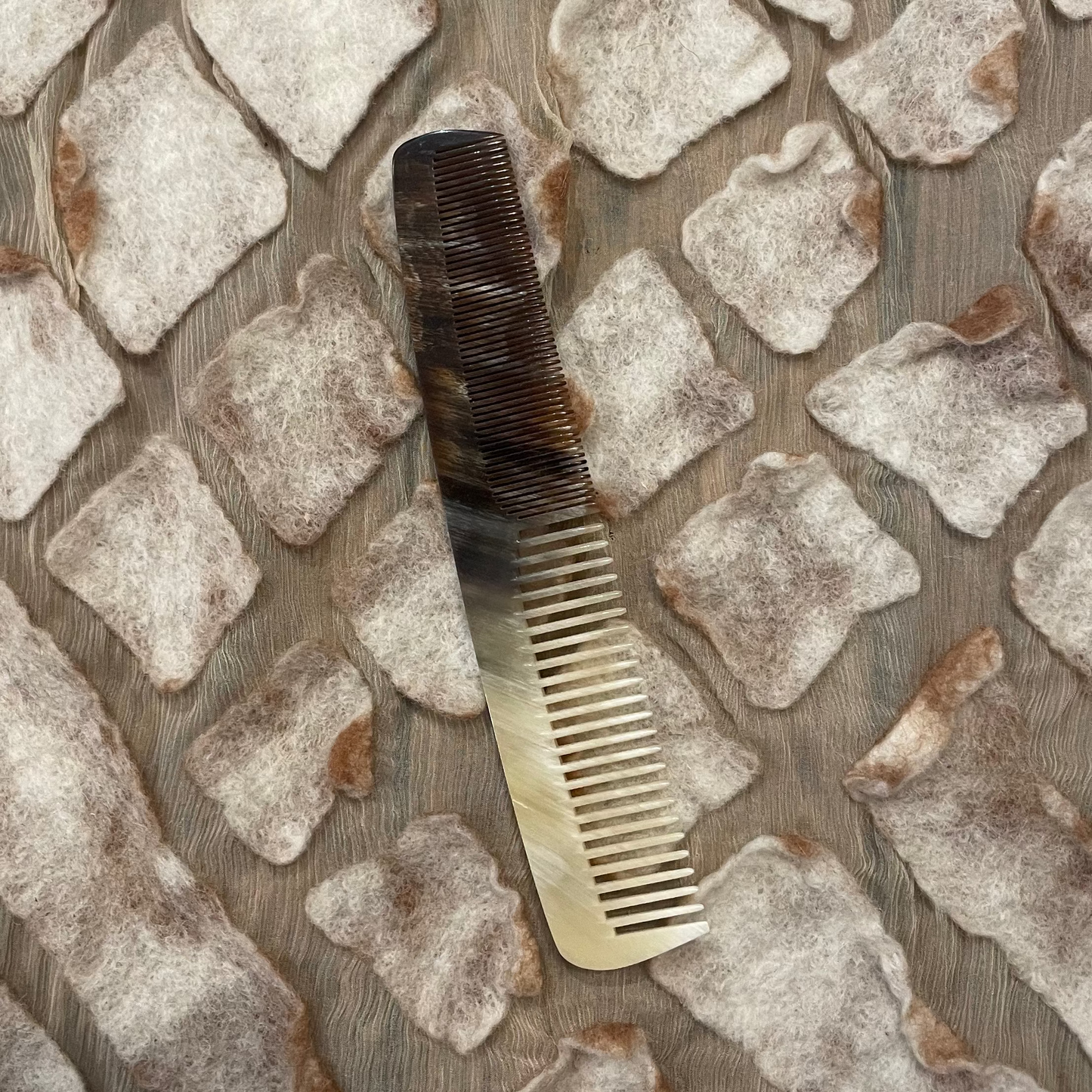 Horn Comb | Antique Hair Accessory | Variant 7