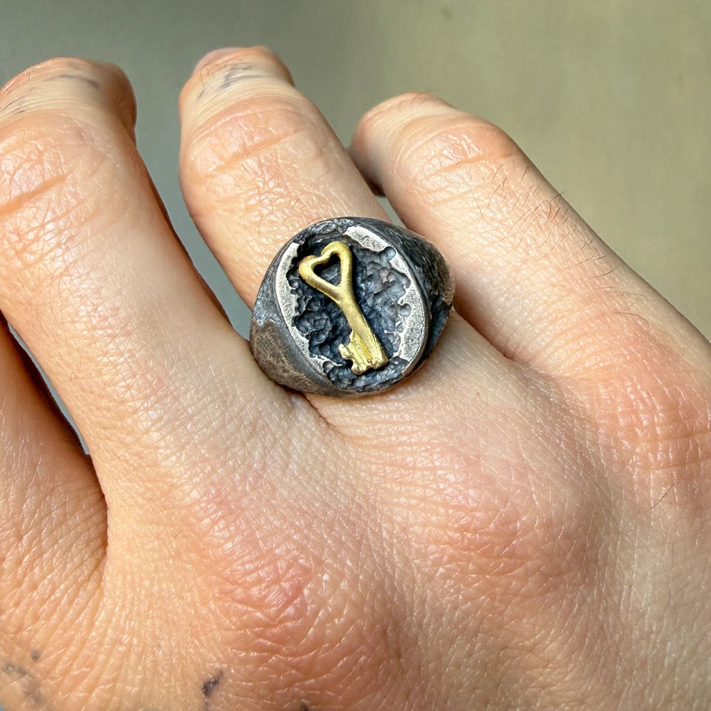 Relic Key Signet