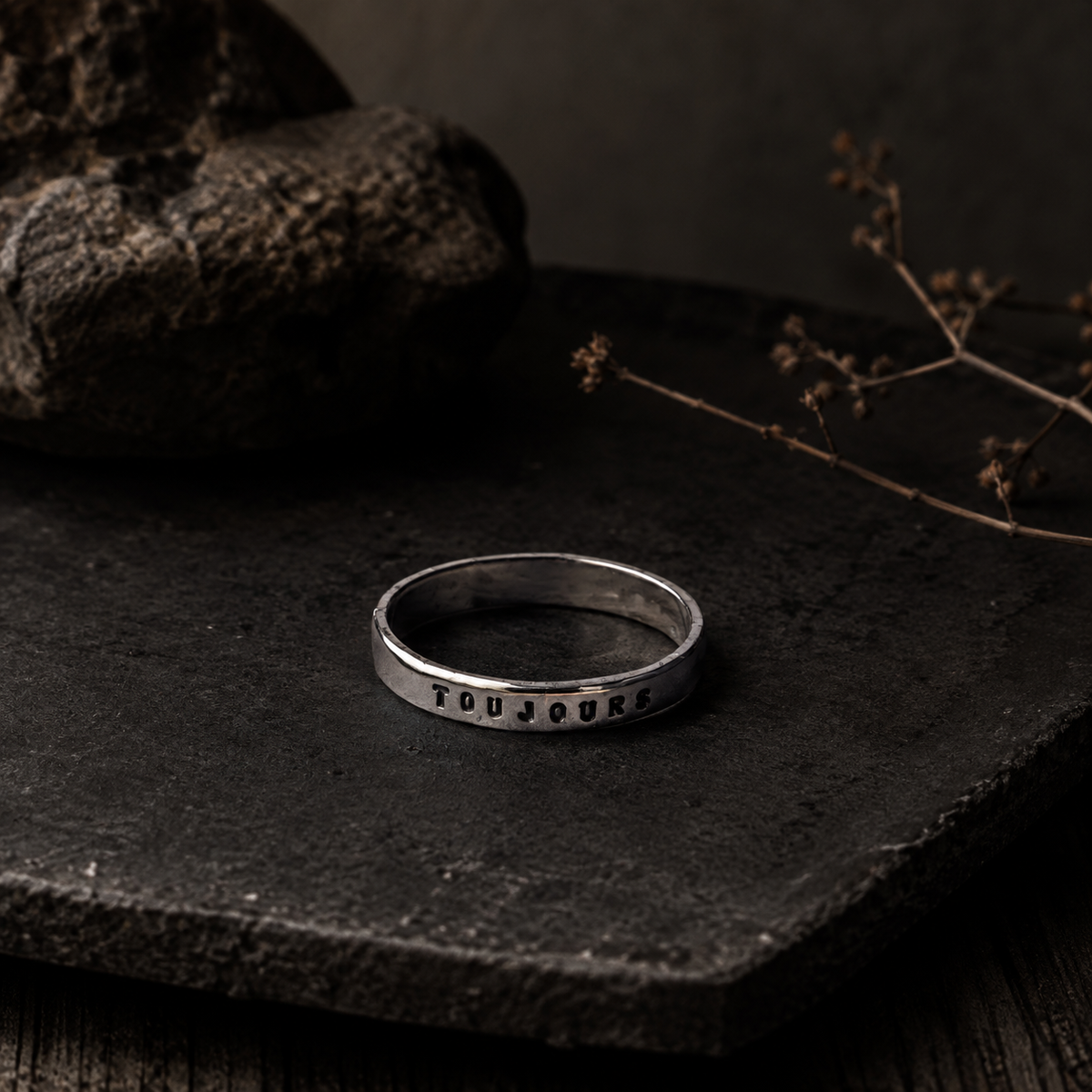 "Toujours" Ring